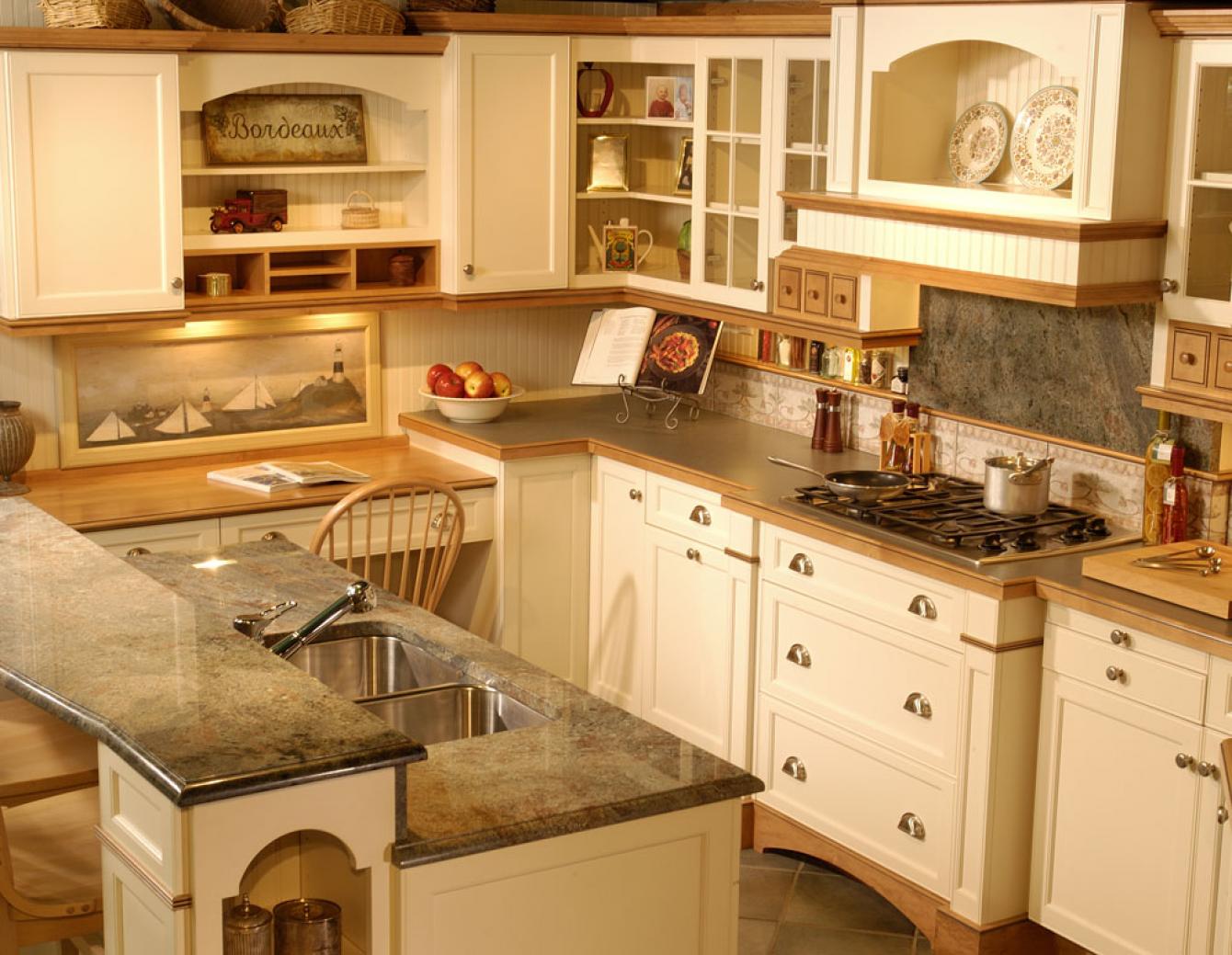 Kitchen Design Gallery | Triangle Kitchen